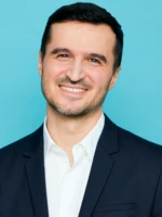 Реза Мемари