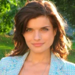 Анна Азарова