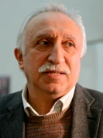 Владимир Досталь